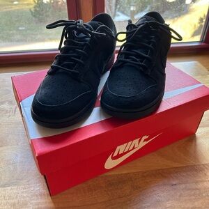 Nike Dunk Low Retro SE